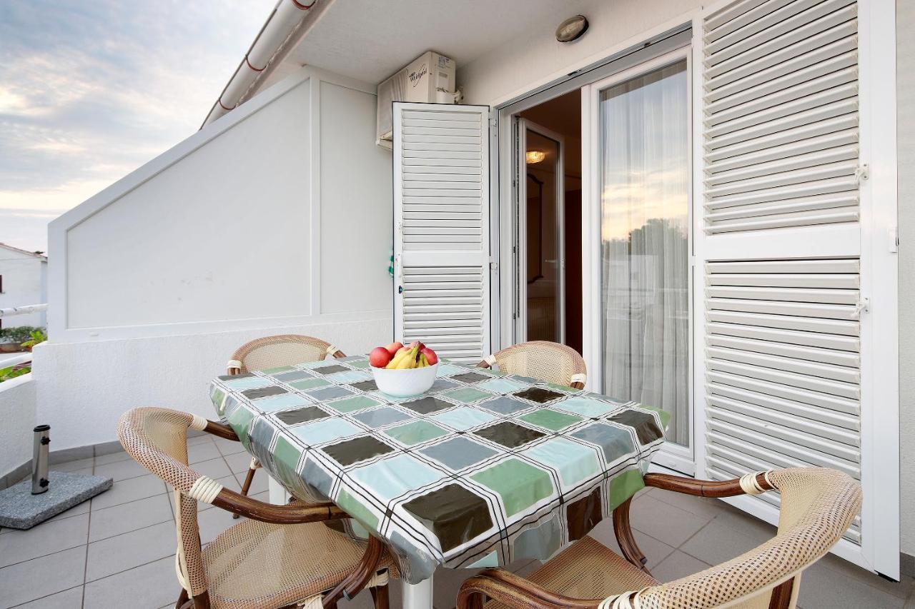 נובליה Apartments Katra מראה חיצוני תמונה
